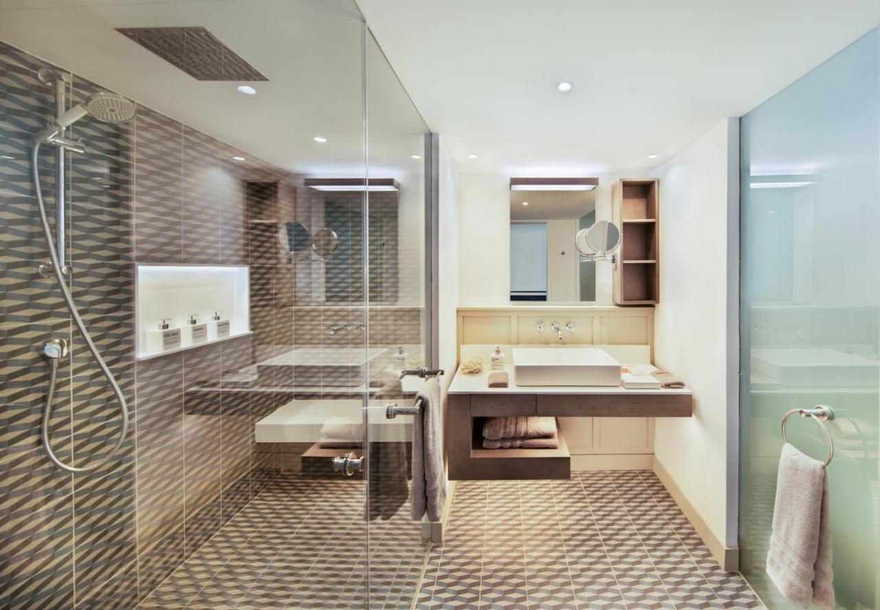 Lux* Grand Gaube Resort & Villas Exterior foto Bathroom
