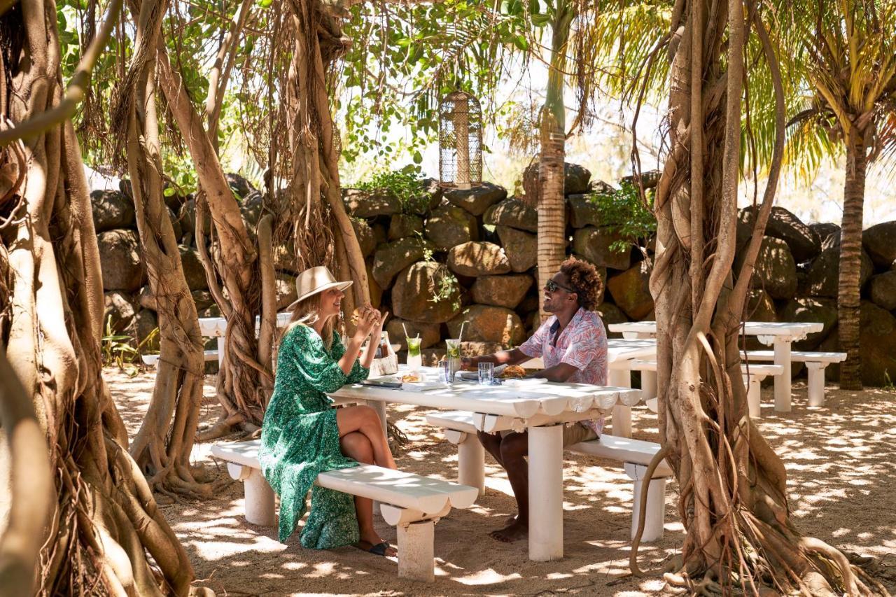 Lux* Grand Gaube Resort & Villas Exterior foto The Banyan Tree