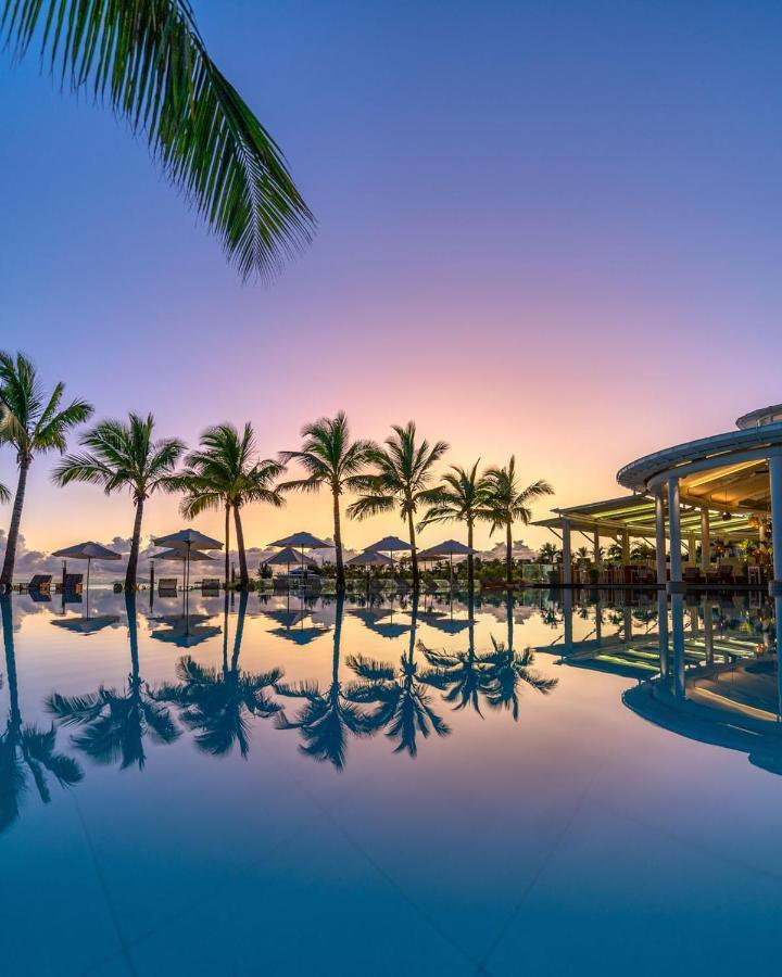 Lux* Grand Gaube Resort & Villas Exterior foto The Westin Resort and Spa, Nusa Dua